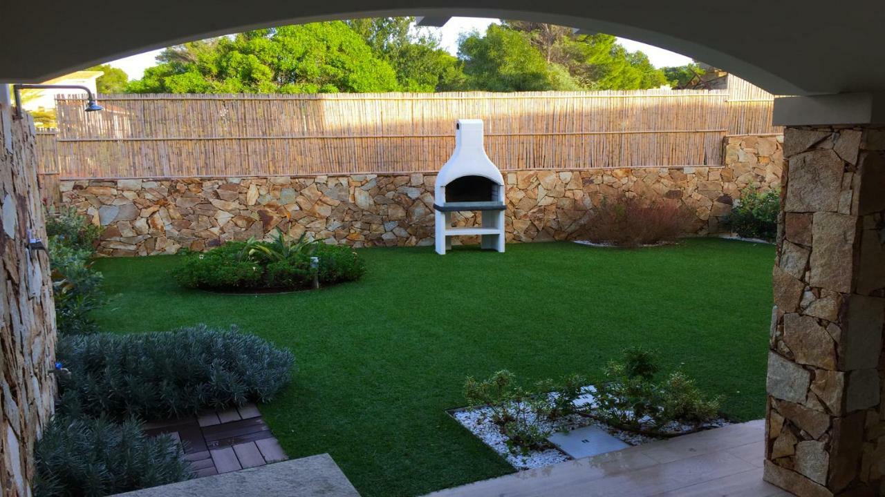Residence Elegance Porto Pino Exterior foto