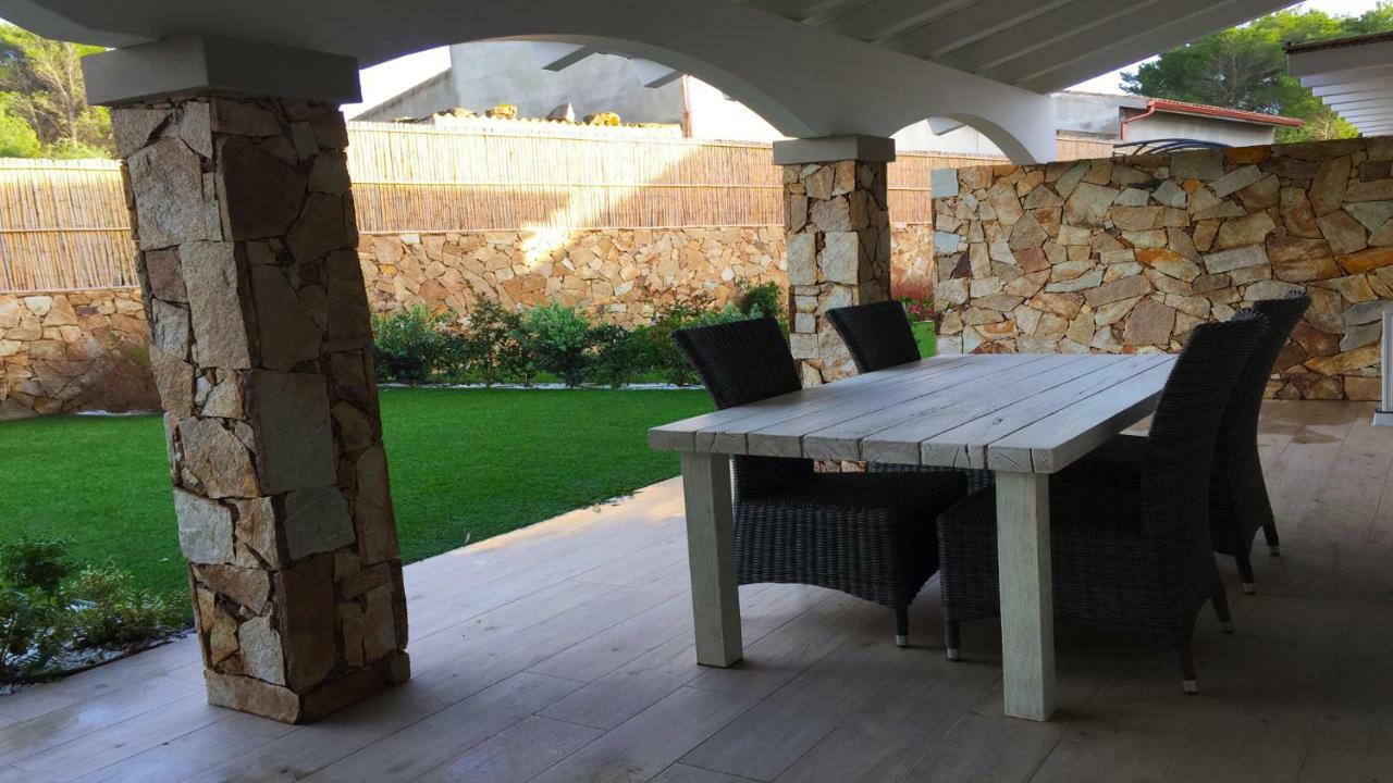 Residence Elegance Porto Pino Exterior foto